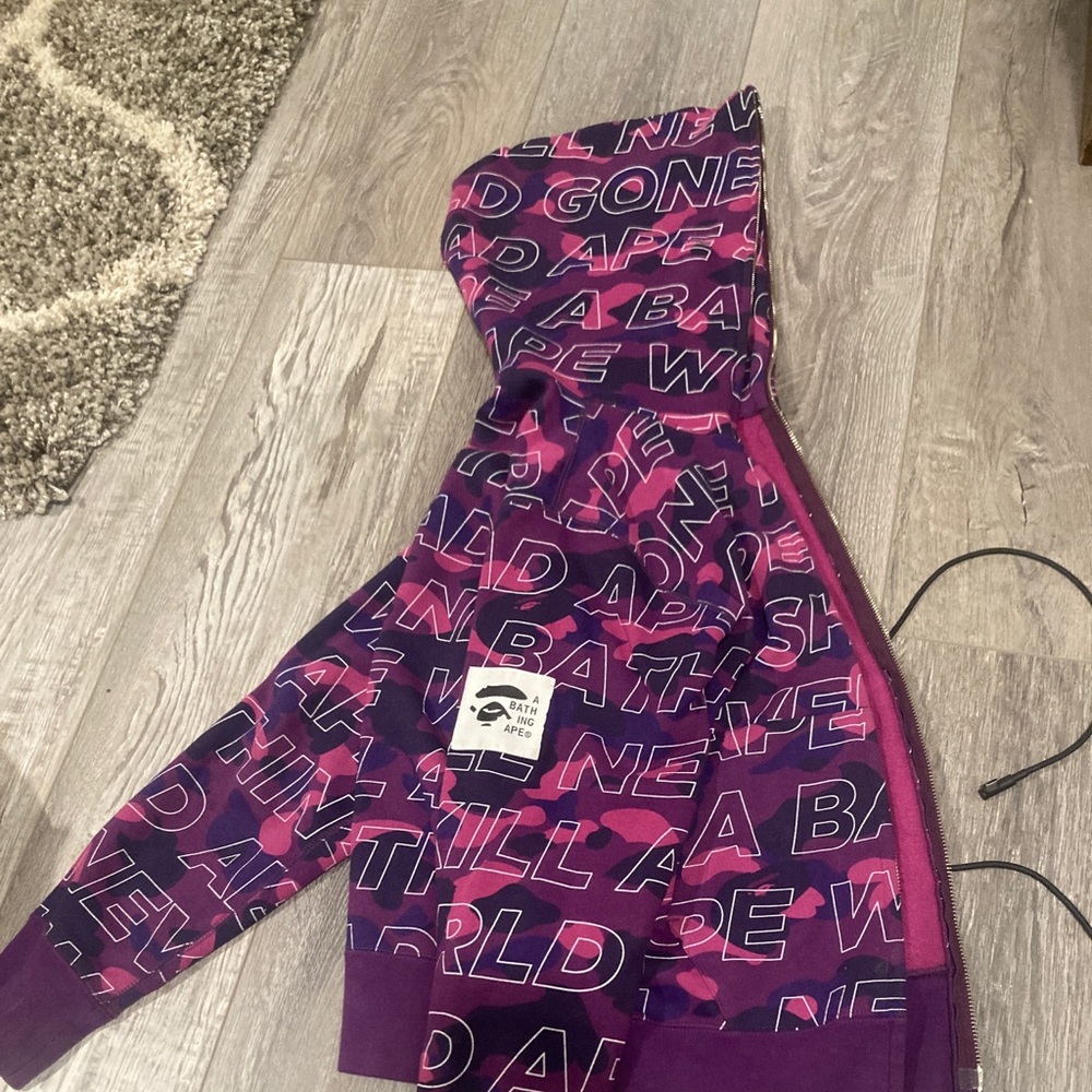bape hoodie